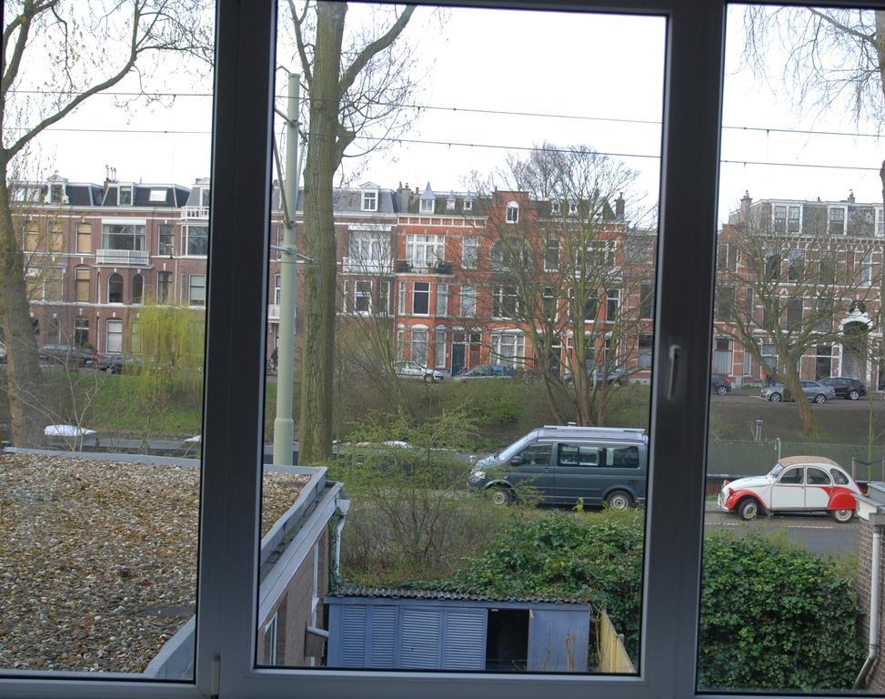 Bed & Breakfast Obrechtstraat The Hague Exterior photo